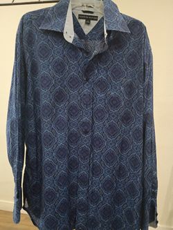 No Good Will Shirts. Tommy dress shirt like new Size Large. Camisa de vestir marca Tommy Tamaño Larga 