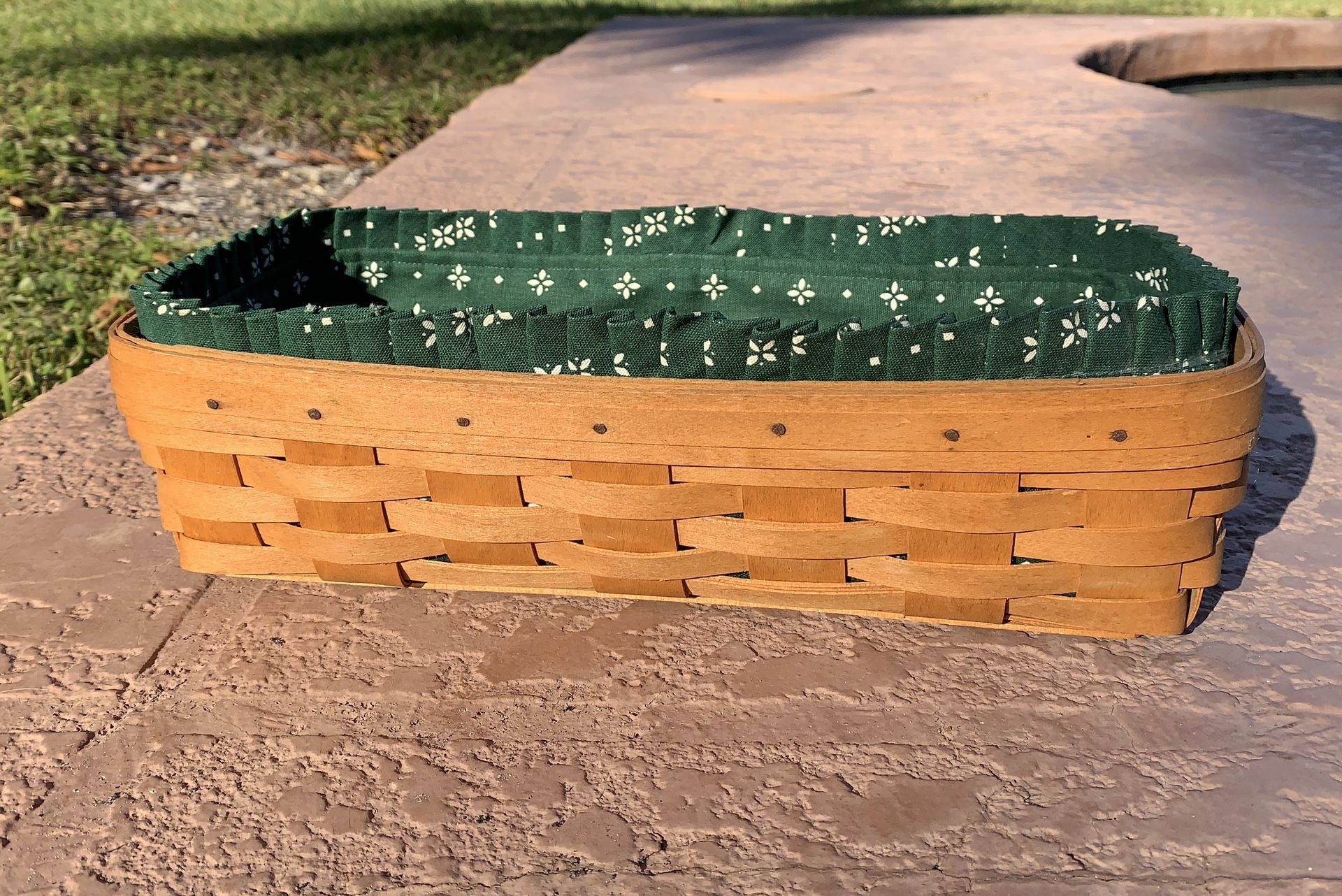 Vintage Longaberger Baskets bread basket, liner, and inserts for Sale in Fort Lauderdale, FL