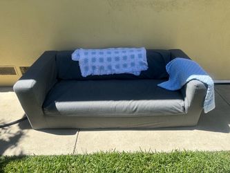 Loveseat Sofa + Knitted Quilt 2 ( free)