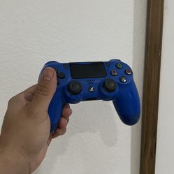 Blue PS4 Controller 