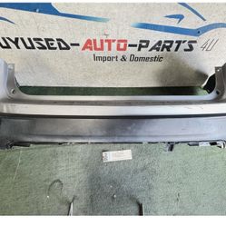 2014 - 2015 - 2016 - 2018 - 2019 TOYOTA HIGHLANDER REAR BUMPER COVER OEM AX98846