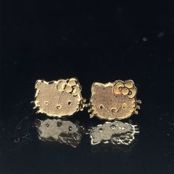 10KT Yellow Gold Hello Kitty Earrings 1.40g 182663/14
