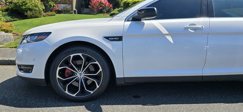2013 Ford Taurus