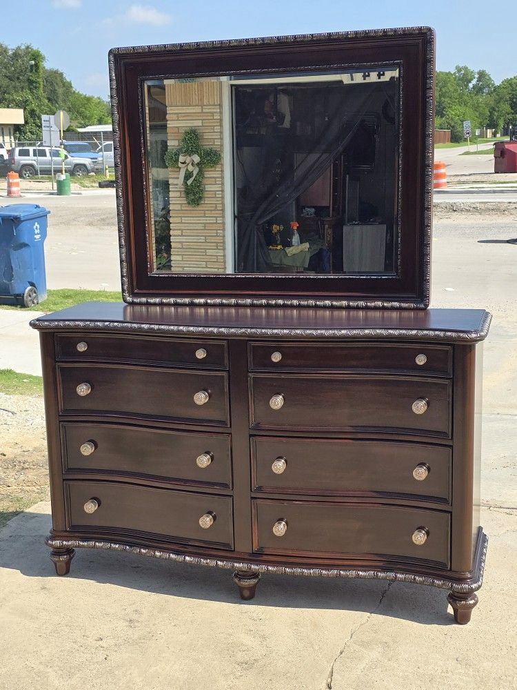DRESSER WITH MIRROR
