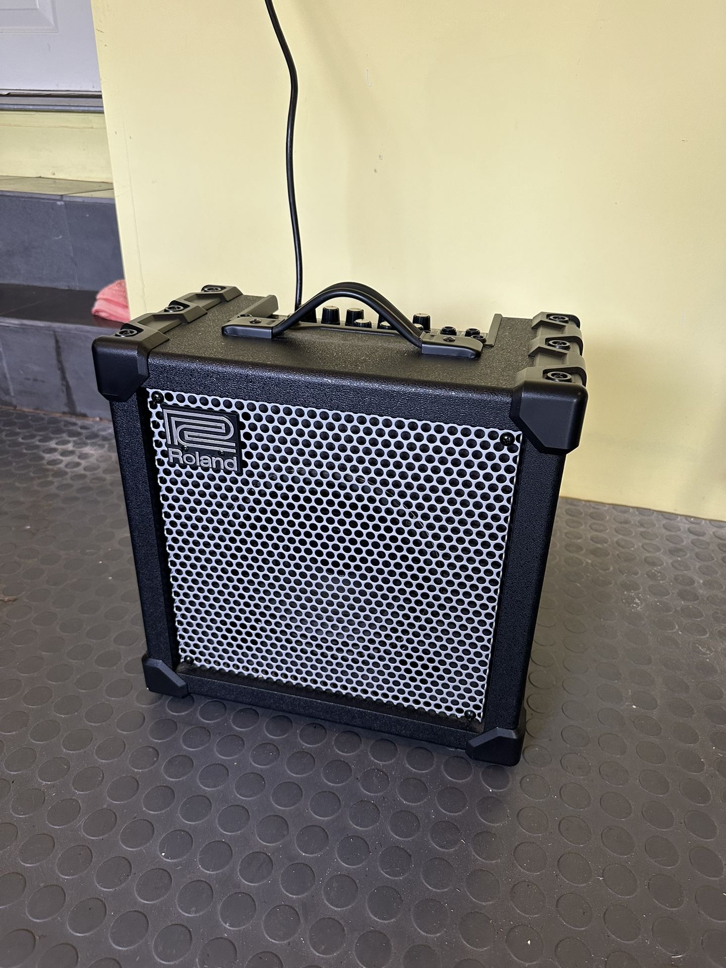 Roland Cube 20XL Guitar Amplifier