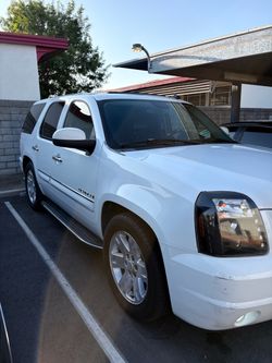 GMC Yukon Denali 2008