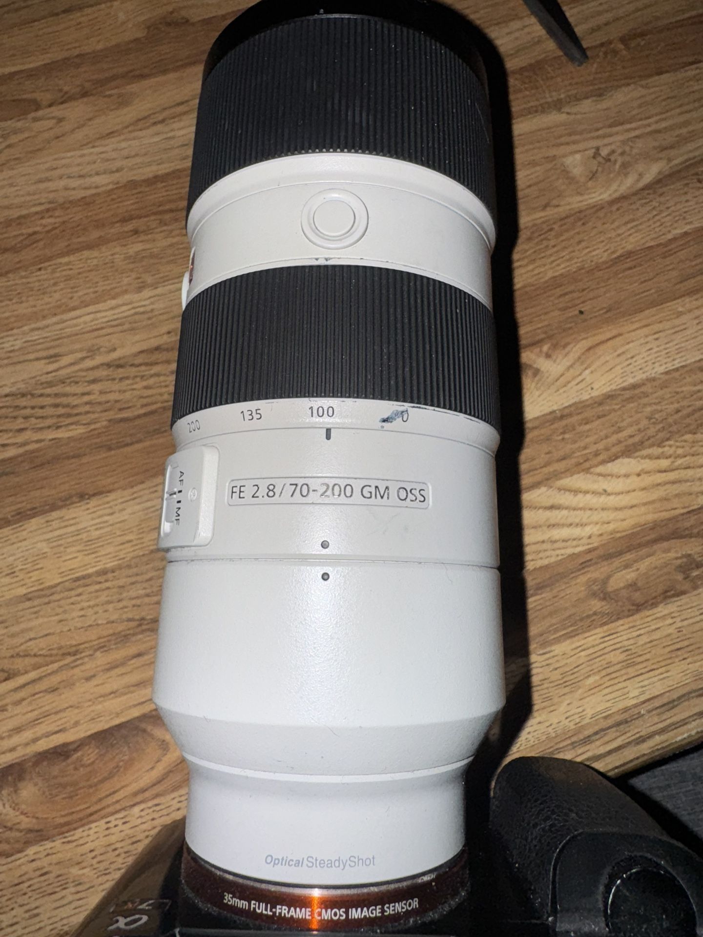 Sony 2.8 70-200 M GMASTER