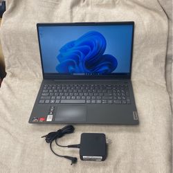 Lenovo Ideapad 5: AMD Ryzen 5 4500U, 8GB RAM,  256GB HDD, WIN. 11