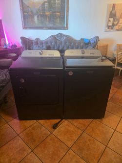 Maytag  washer and dryer pet pro