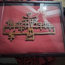 Crosses Frame