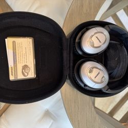 Bose Quiet Comfort 15 Headphones 