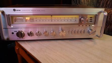 Vintage Setton RS 220 Reciever Awesome