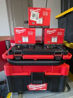 Milwaukee FUEL Wet/Dry Vacuum with 3 HEPA Filters