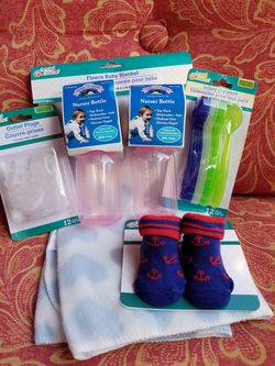 Baby blanket Necessities lot