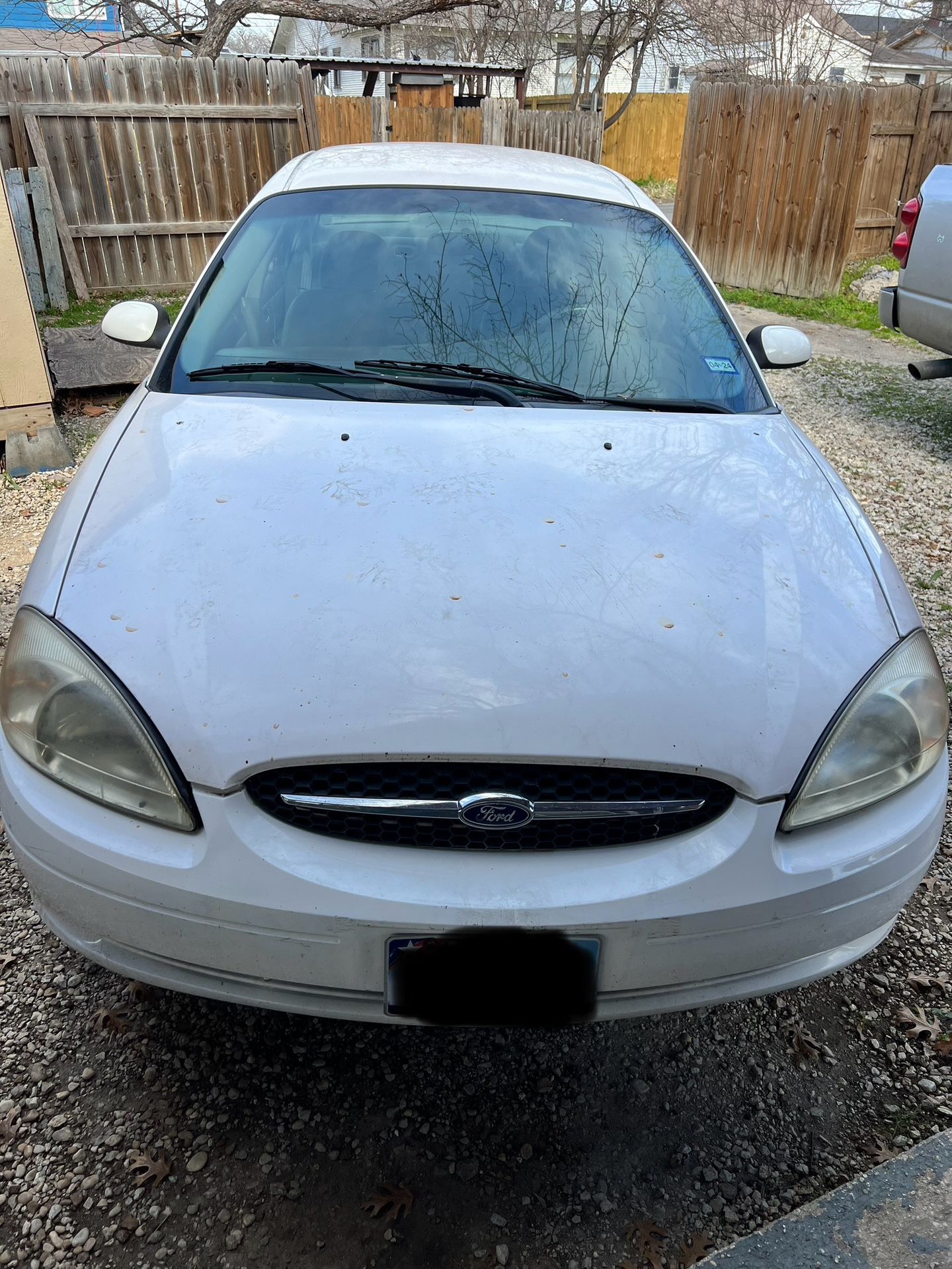 2000 Ford Taurus