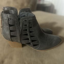 Qupid Women’s Boots size 7