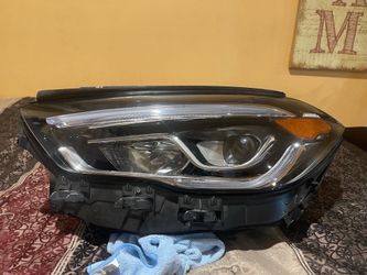 2021-2023 MERCEDES BENZ GLA250 GLA350 HEADLIGHT (Left Side) LED OEM