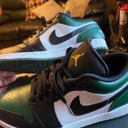 Green Toe Air Jordan 1 Low Size 11