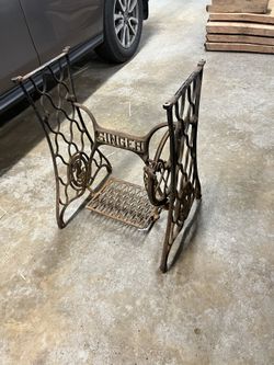 Singer Sewing Machine Base 