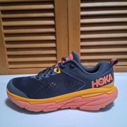 Hoka Challenger ATR 6 Men's Running Shoe * Size: 10.5D Wide 