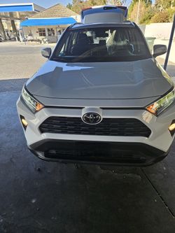 2021 Toyota Rav4 XLE AWD