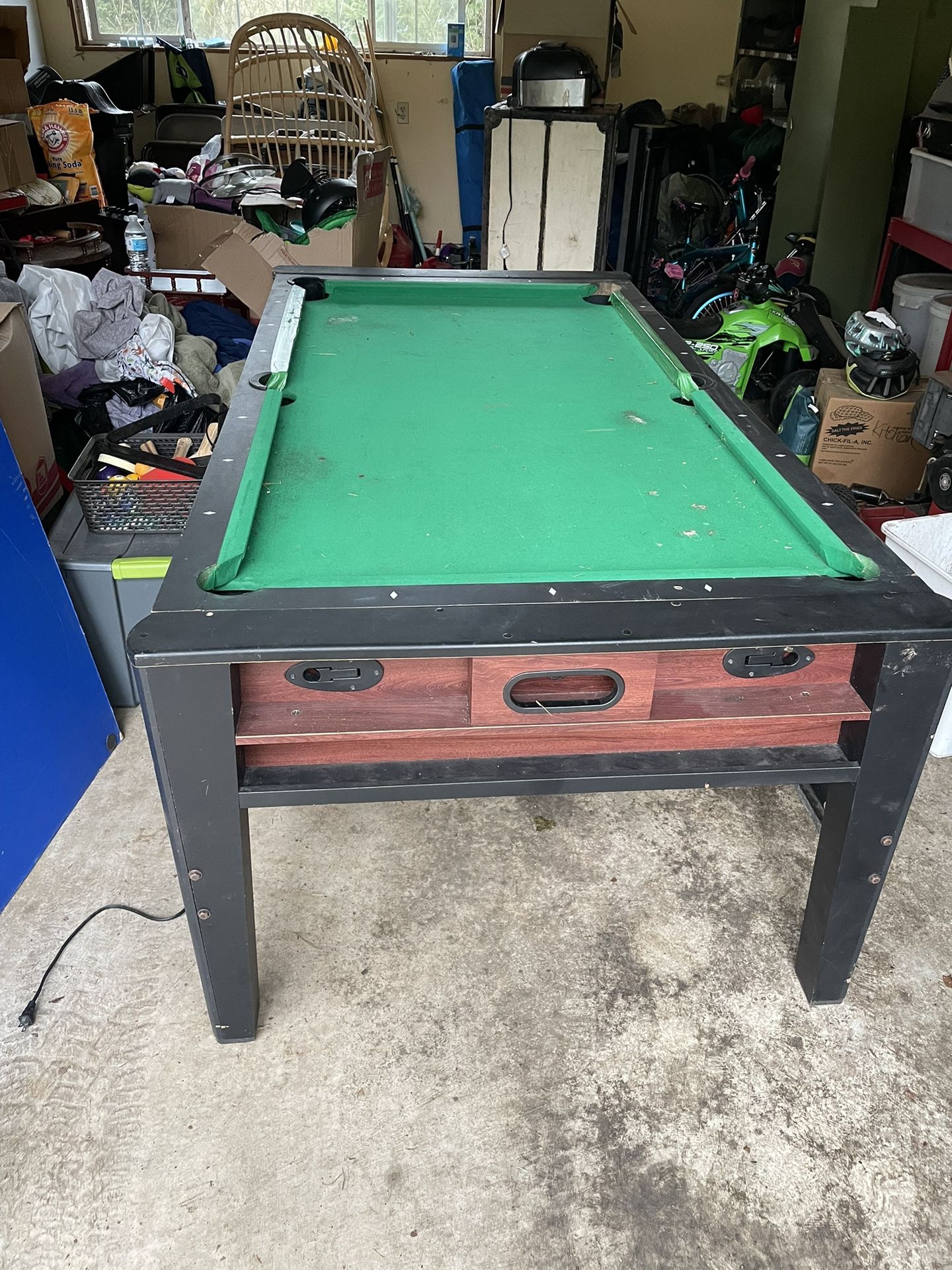 Air hockey/pool Table