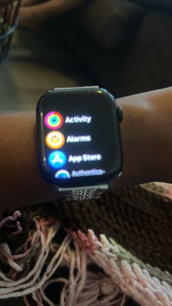 Apple Watch Series 8