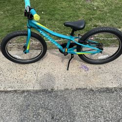 Specialized Riprock 20” Kids Bike
