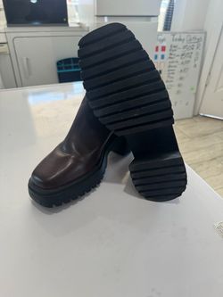 Burgundy boots women 10 size
