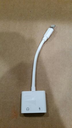 Iphone aux splitter(music+charge).