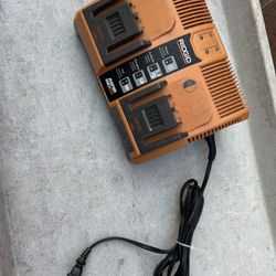 Ridgid Double Charger