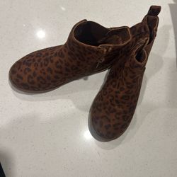 Girls Leopard Boots