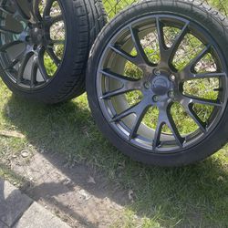 Jeep Grand Cherokee Replica Bronze SRT Wheels 22in + Tires 265/40R22