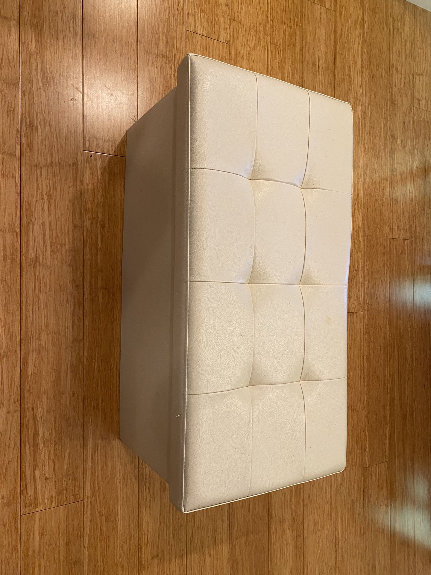 Ottoman w Storage