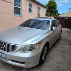 2007 Lexus LS