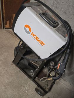 Hobart Handler 140 Welder