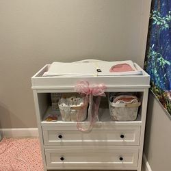 Diaper Changing Table 