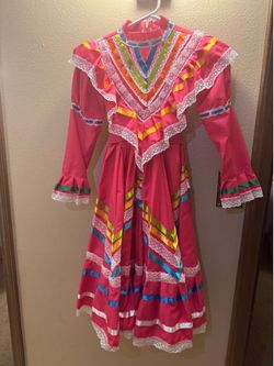 Girls’ Folklorico Dress (size 6)