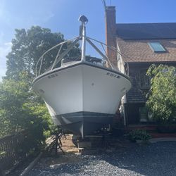 1977 Egg harbor Fisherman Sport 33ft