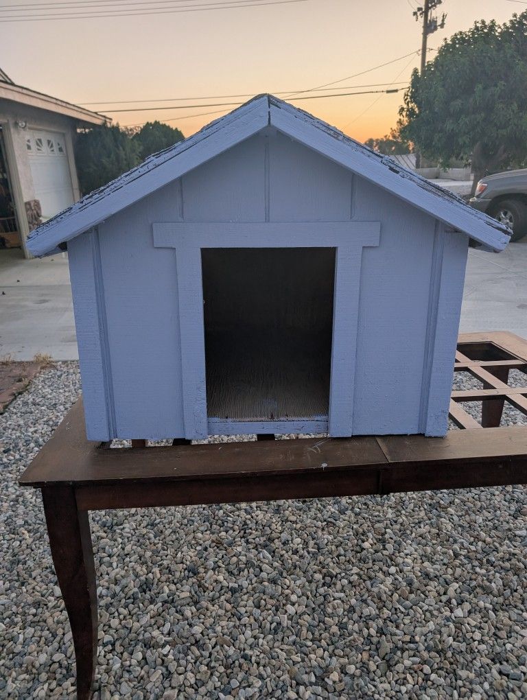Large Dog House For Sale