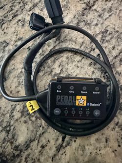 Pedal Commander - 2nd Gen Toyota Tundra
