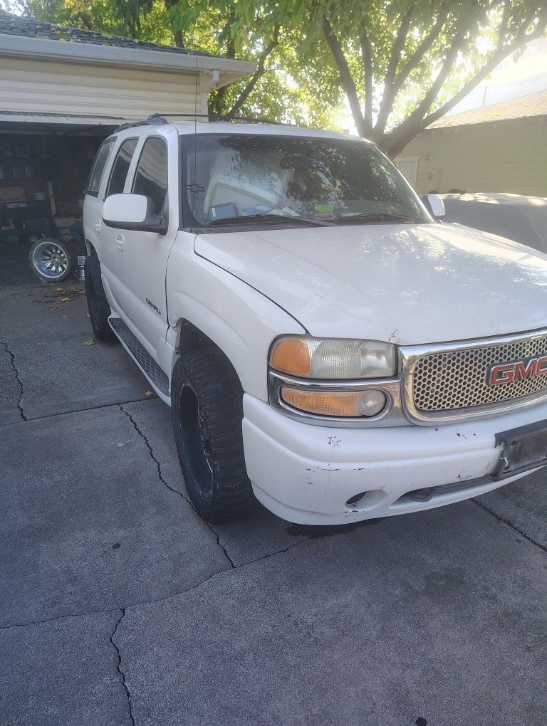2001 GMC Yukon