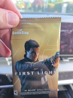 007 First Light Collectible Cards