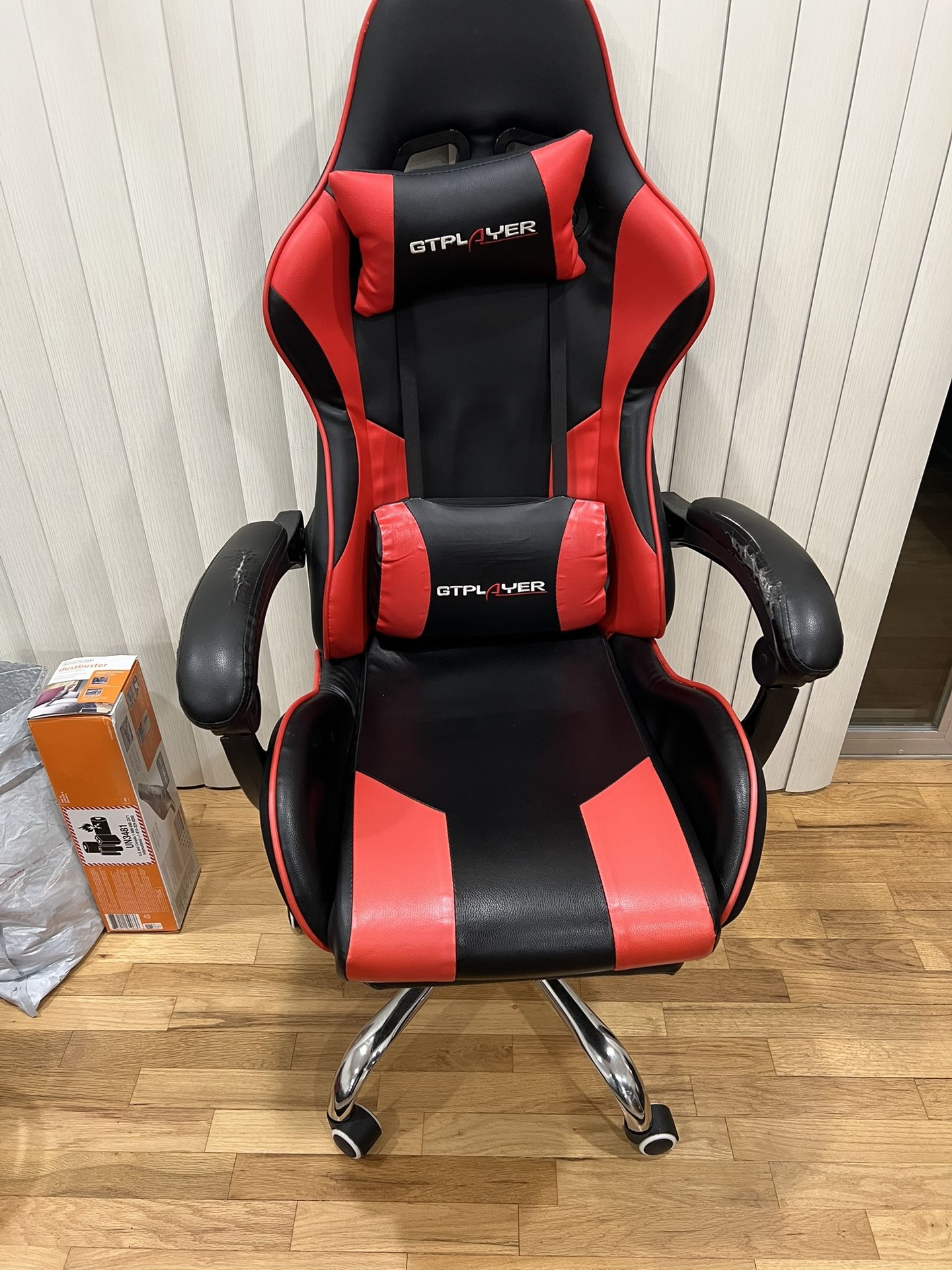GT Racing gaming chair