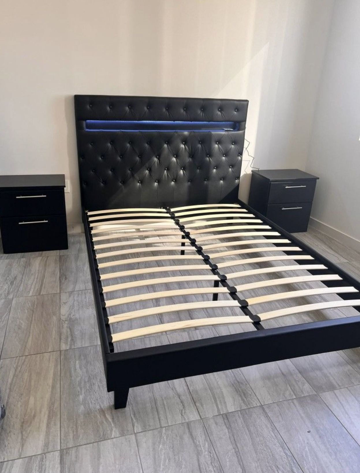 Bedroom Set - Juego De Cuarto