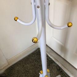 Coat  Tree  Rack $10