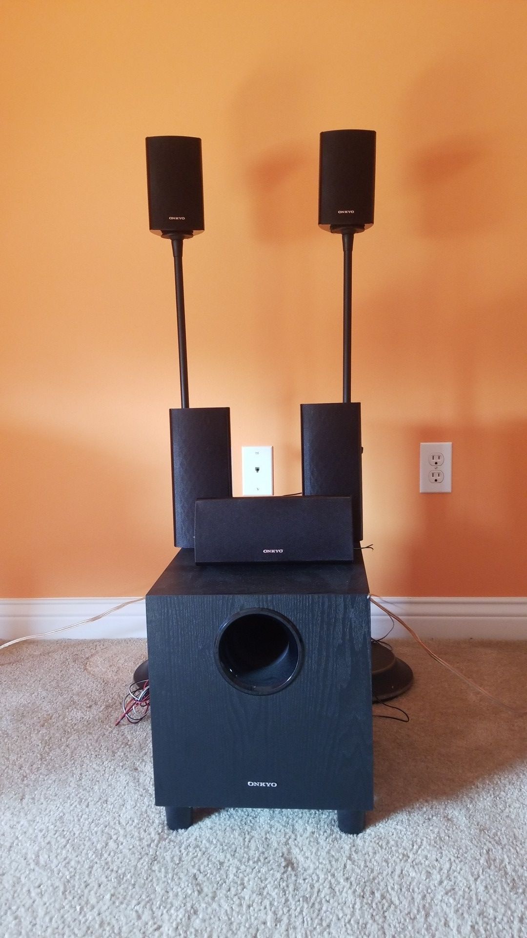Onkyo Surround Speakers with subwoofer