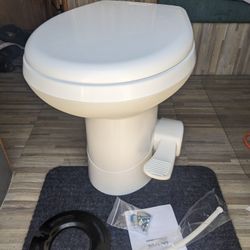 New Yita Motor RV Toilet Soft Close 