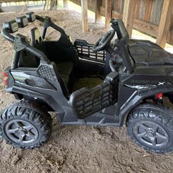 Kids 4 X 4 Battery Operated 