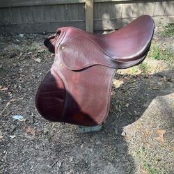 English Saddle